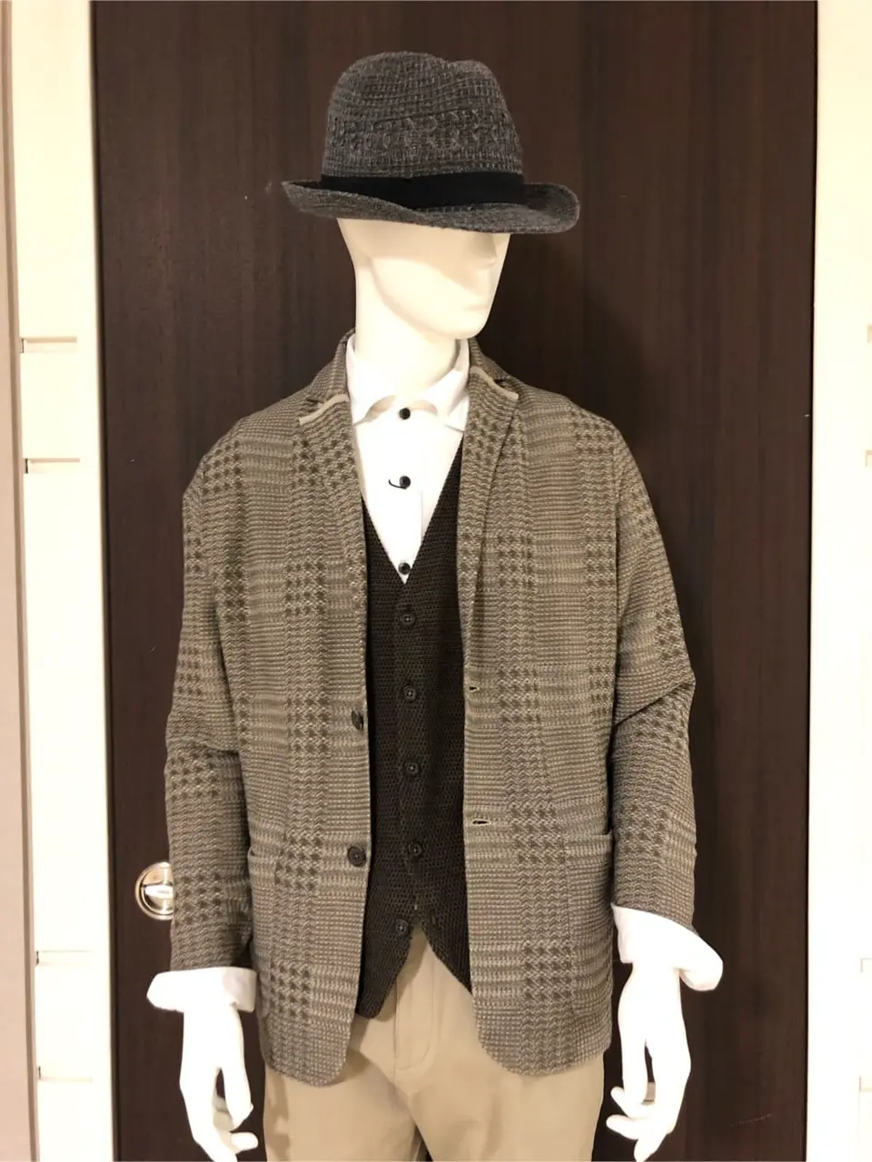 JOSEPH ABBOUD 山口 コーディネート画像
