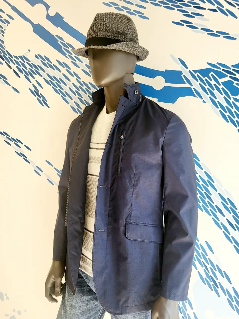 JOSEPH ABBOUD 亀井 コーディネート画像