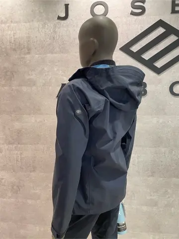 JOSEPH ABBOUD 東　 コーディネート画像