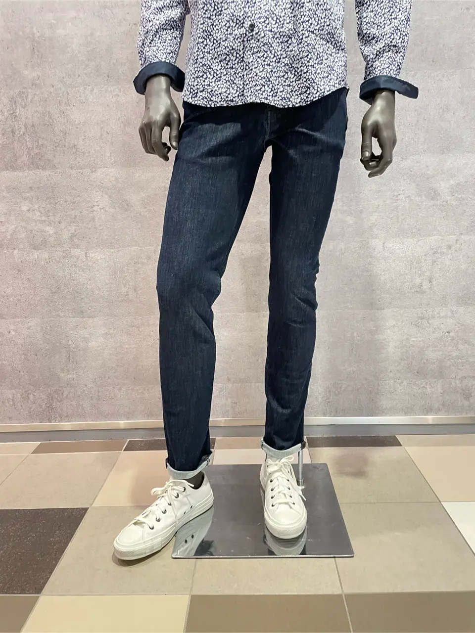 JOSEPH ABBOUD 東　 コーディネート画像