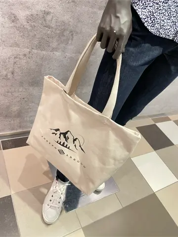 JOSEPH ABBOUD 東　 コーディネート画像