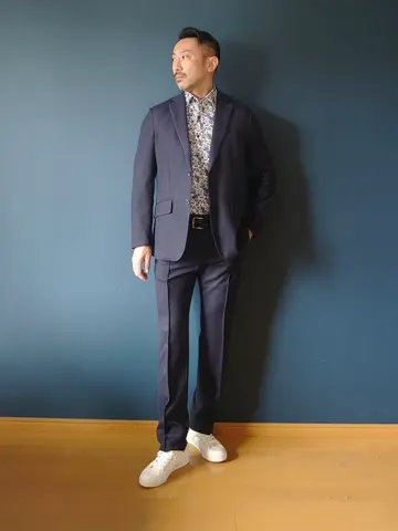 JOSEPH ABBOUD 安東 コーディネート画像