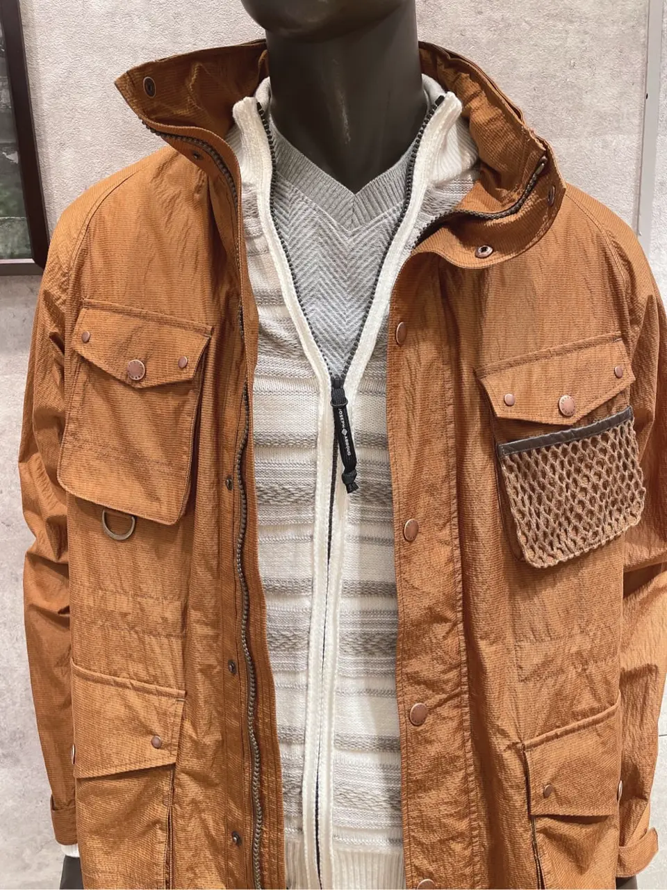 JOSEPH ABBOUD 二澤 コーディネート画像