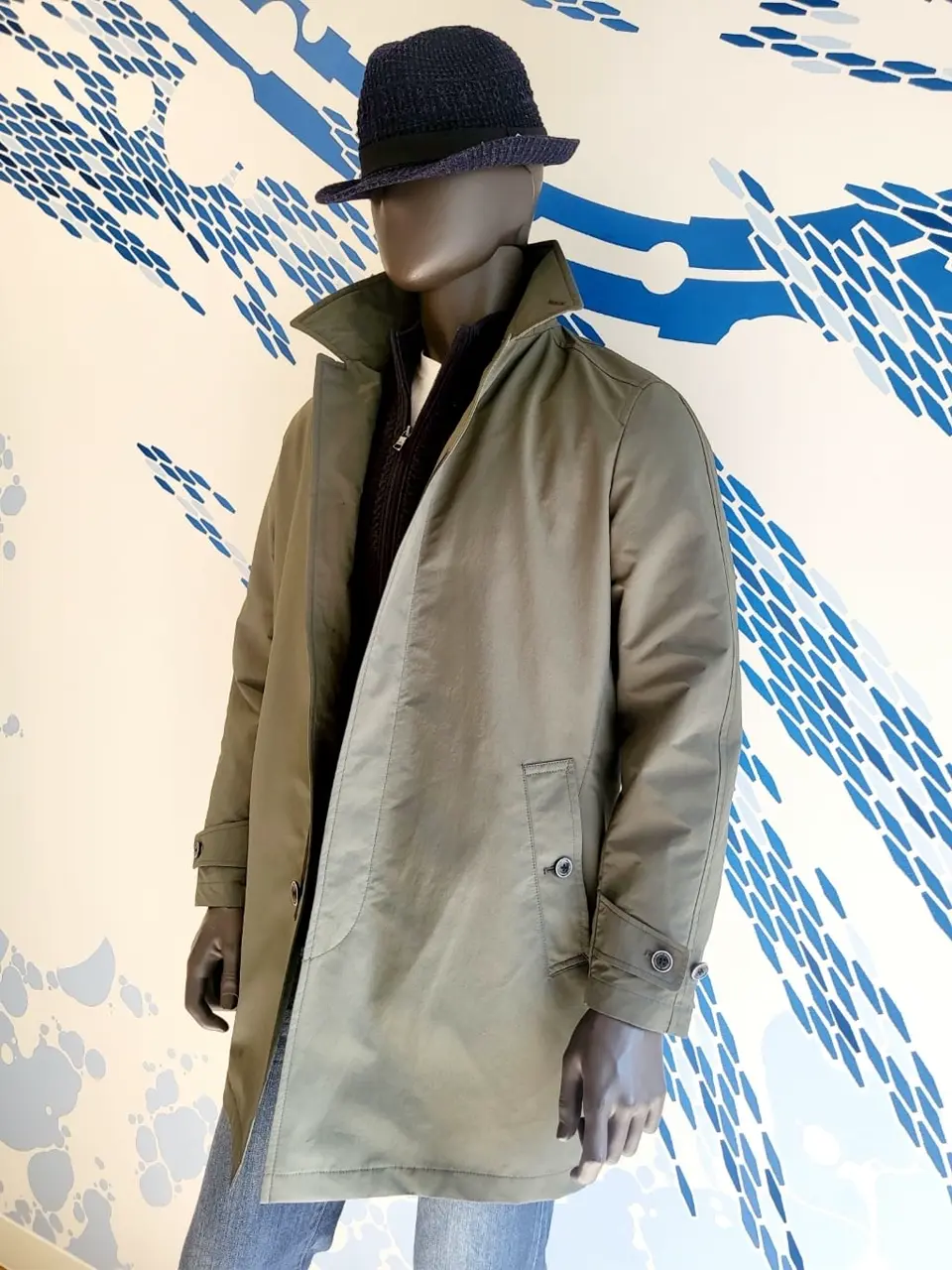 JOSEPH ABBOUD 亀井 コーディネート画像