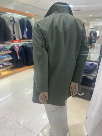 JOSEPH ABBOUD たかい　かおり コーディネート画像