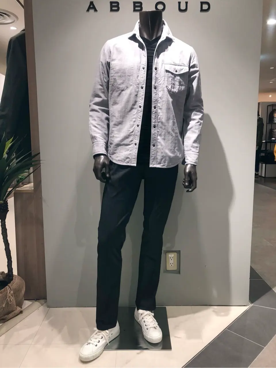 JOSEPH ABBOUD 川田 コーディネート画像