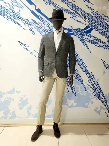 JOSEPH ABBOUD 亀井 コーディネート画像
