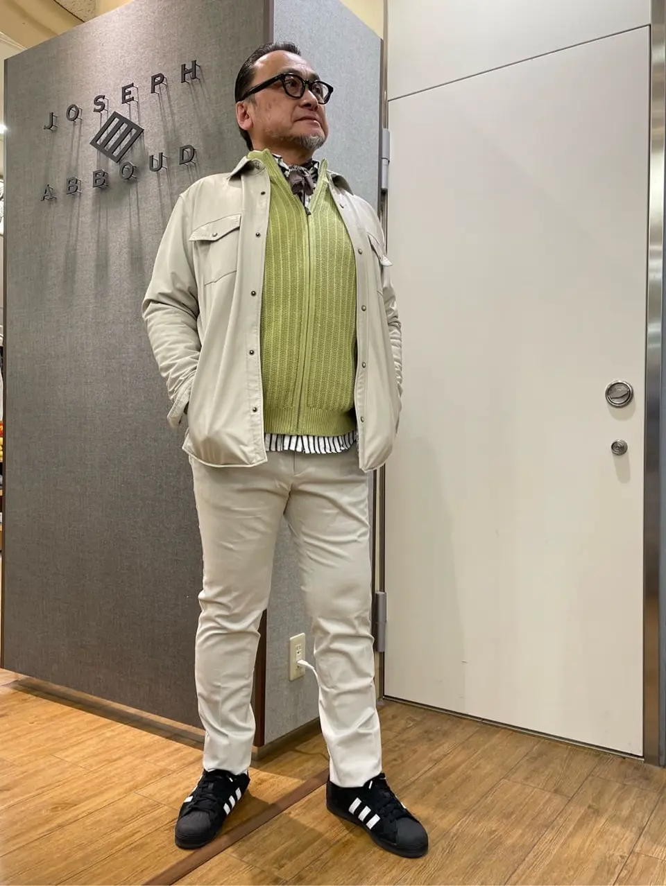 JOSEPH ABBOUD 辰見 コーディネート画像