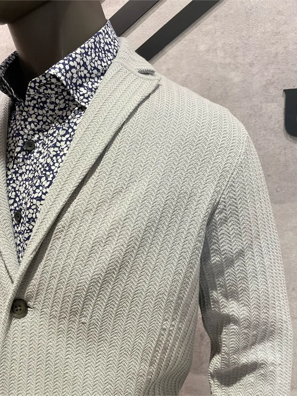 JOSEPH ABBOUD 東　 コーディネート画像