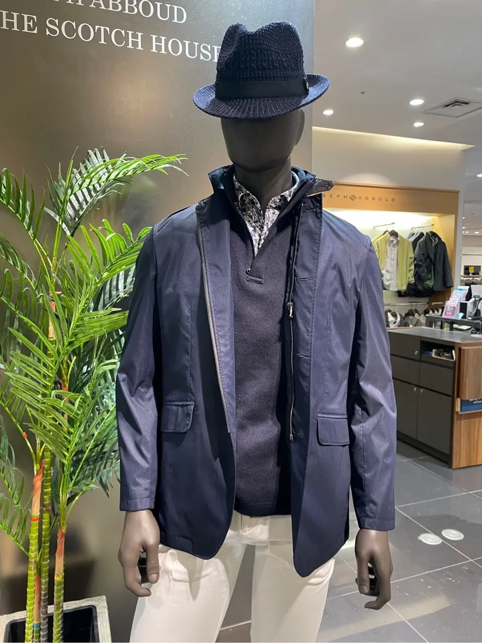 JOSEPH ABBOUD 渡辺あやこ コーディネート画像