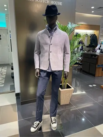 JOSEPH ABBOUD 渡辺あやこ コーディネート画像