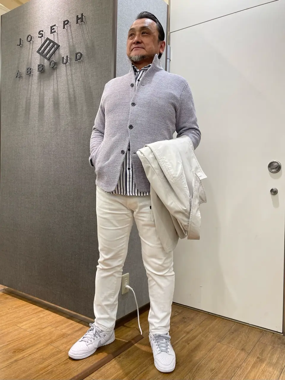 JOSEPH ABBOUD 辰見 コーディネート画像