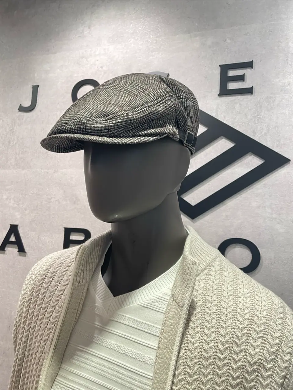 JOSEPH ABBOUD 東　 コーディネート画像