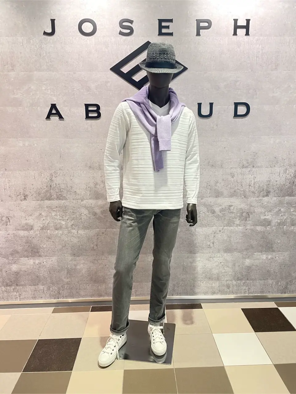  東　 コーディネート画像