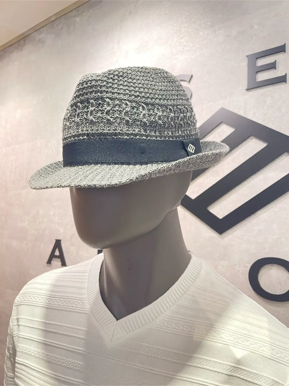 JOSEPH ABBOUD 東　 コーディネート画像