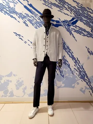 JOSEPH ABBOUD 亀井 コーディネート画像