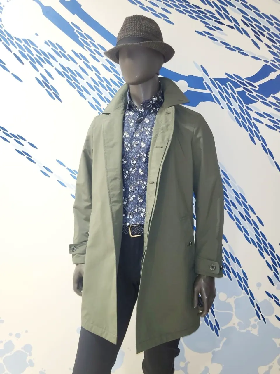 JOSEPH ABBOUD 亀井 コーディネート画像