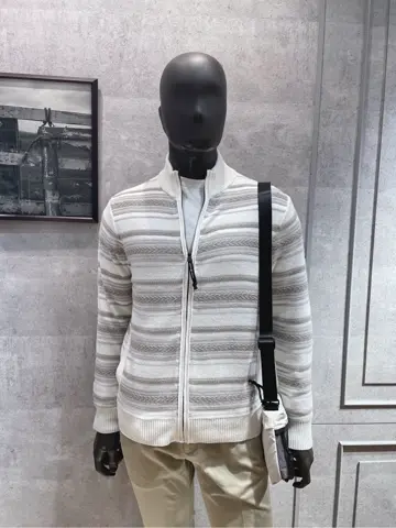 JOSEPH ABBOUD 二澤 コーディネート画像