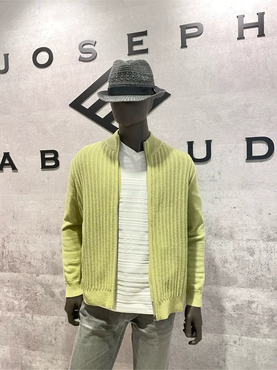 JOSEPH ABBOUD 東　 コーディネート画像