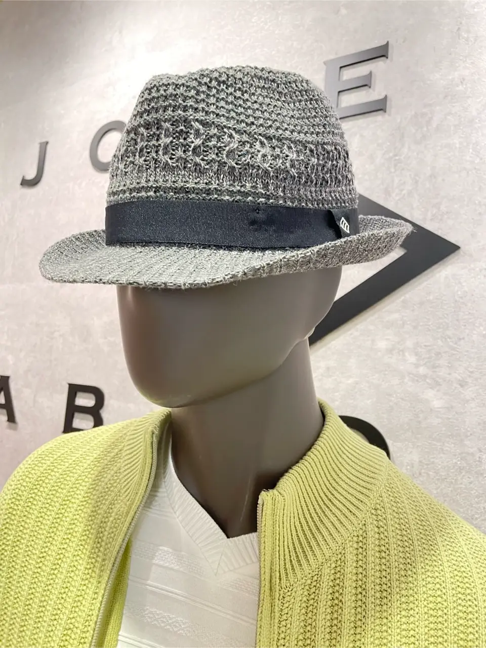 JOSEPH ABBOUD 東　 コーディネート画像