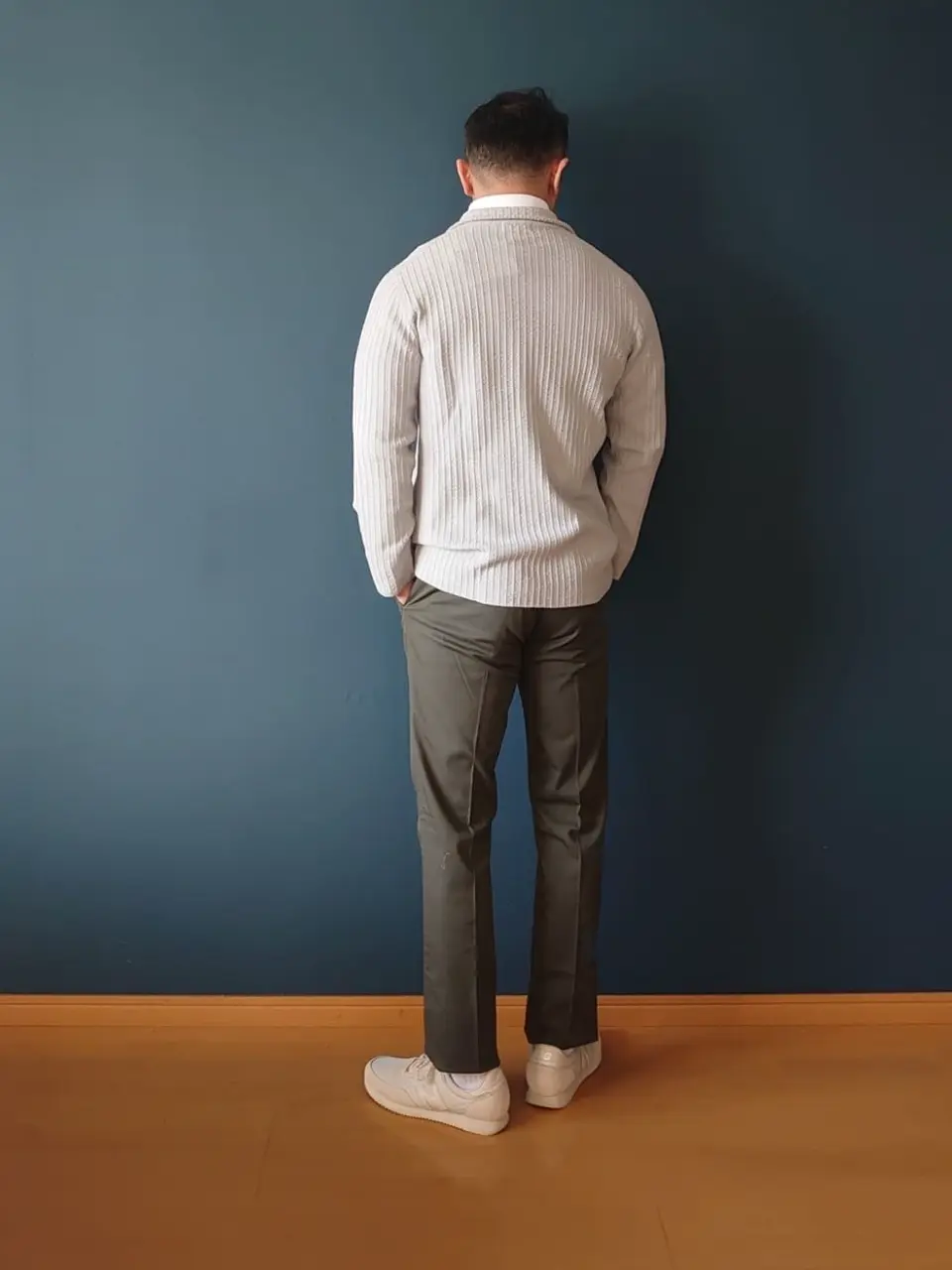 JOSEPH ABBOUD 安東 コーディネート画像