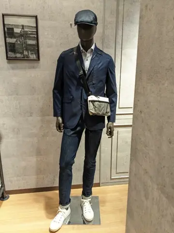 JOSEPH ABBOUD 大久 コーディネート画像