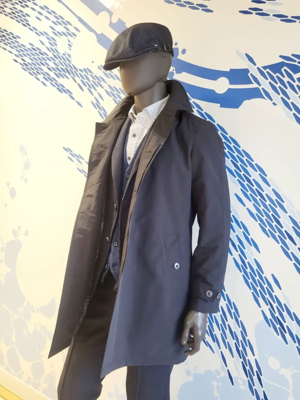 JOSEPH ABBOUD 亀井 コーディネート画像