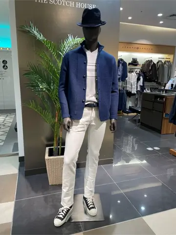 JOSEPH ABBOUD 渡辺あやこ コーディネート画像