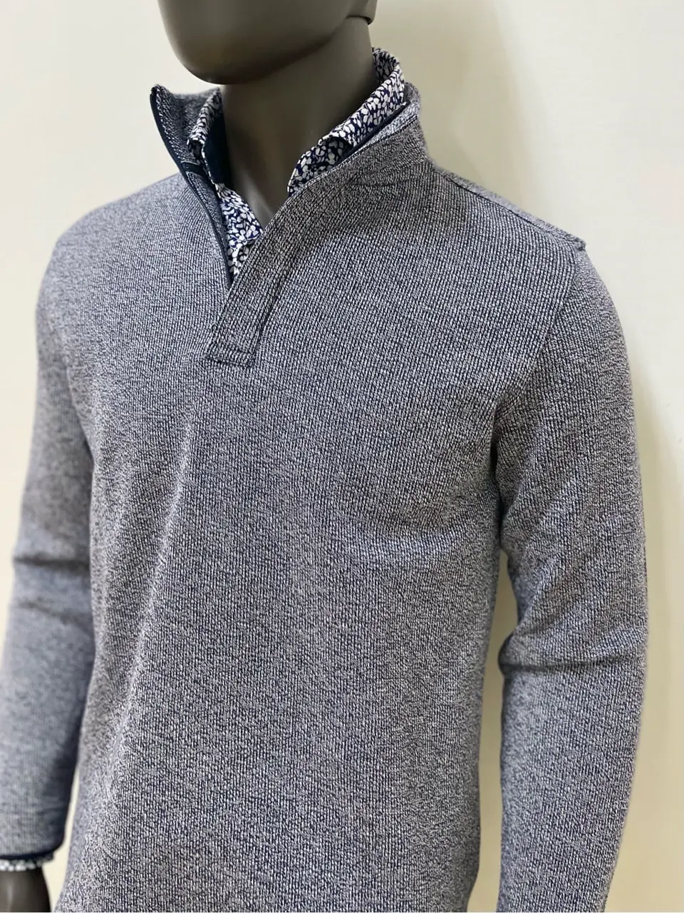 JOSEPH ABBOUD 金本 コーディネート画像