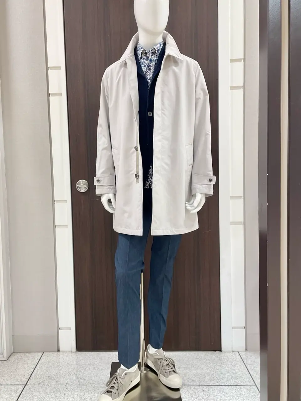 JOSEPH ABBOUD 松山 コーディネート画像