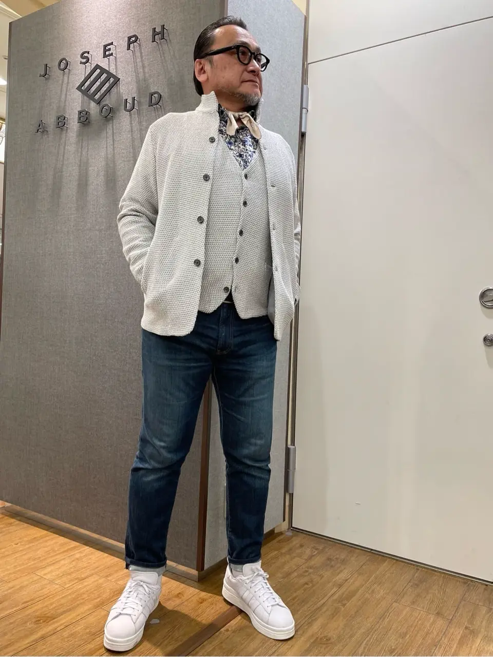 JOSEPH ABBOUD 辰見 コーディネート画像