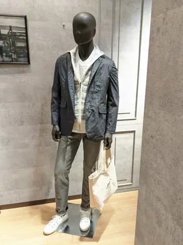 JOSEPH ABBOUD 大久 コーディネート画像