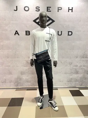 JOSEPH ABBOUD 東　 コーディネート画像