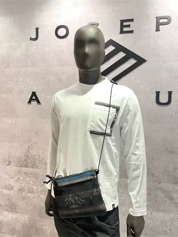 JOSEPH ABBOUD 東　 コーディネート画像