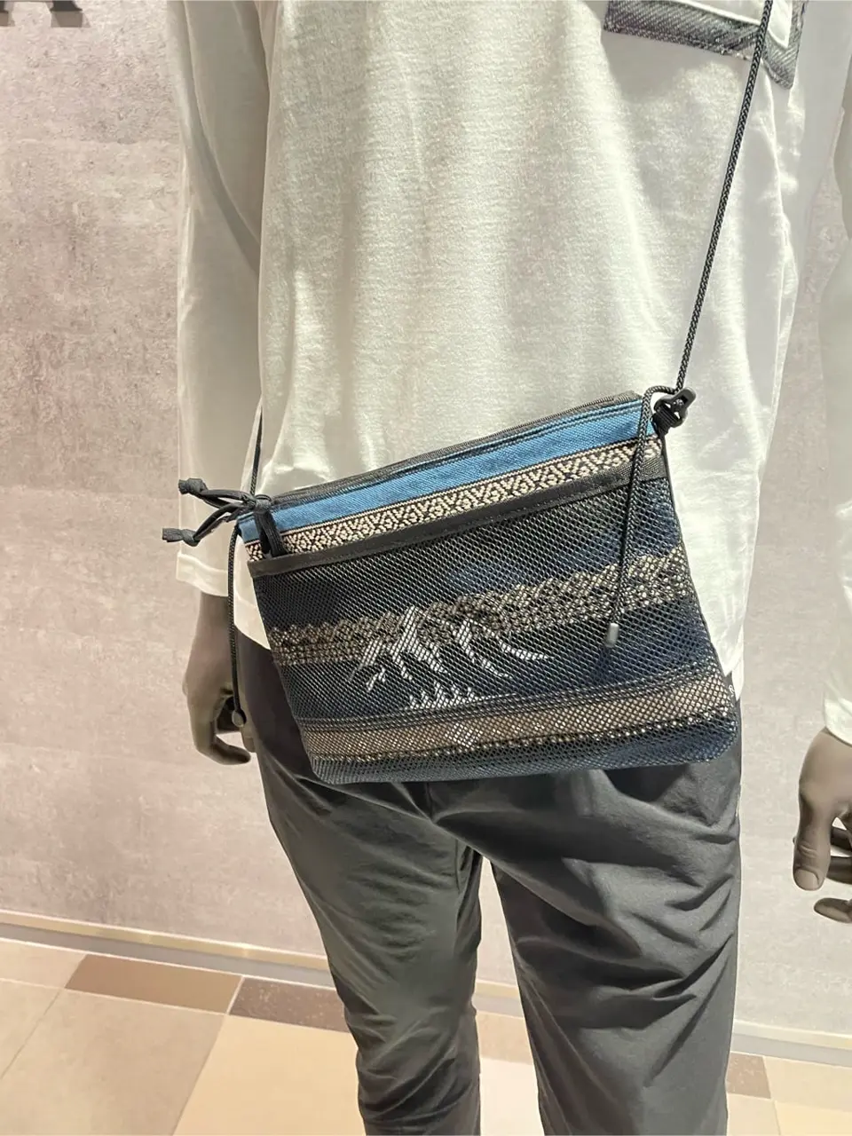 JOSEPH ABBOUD 東　 コーディネート画像