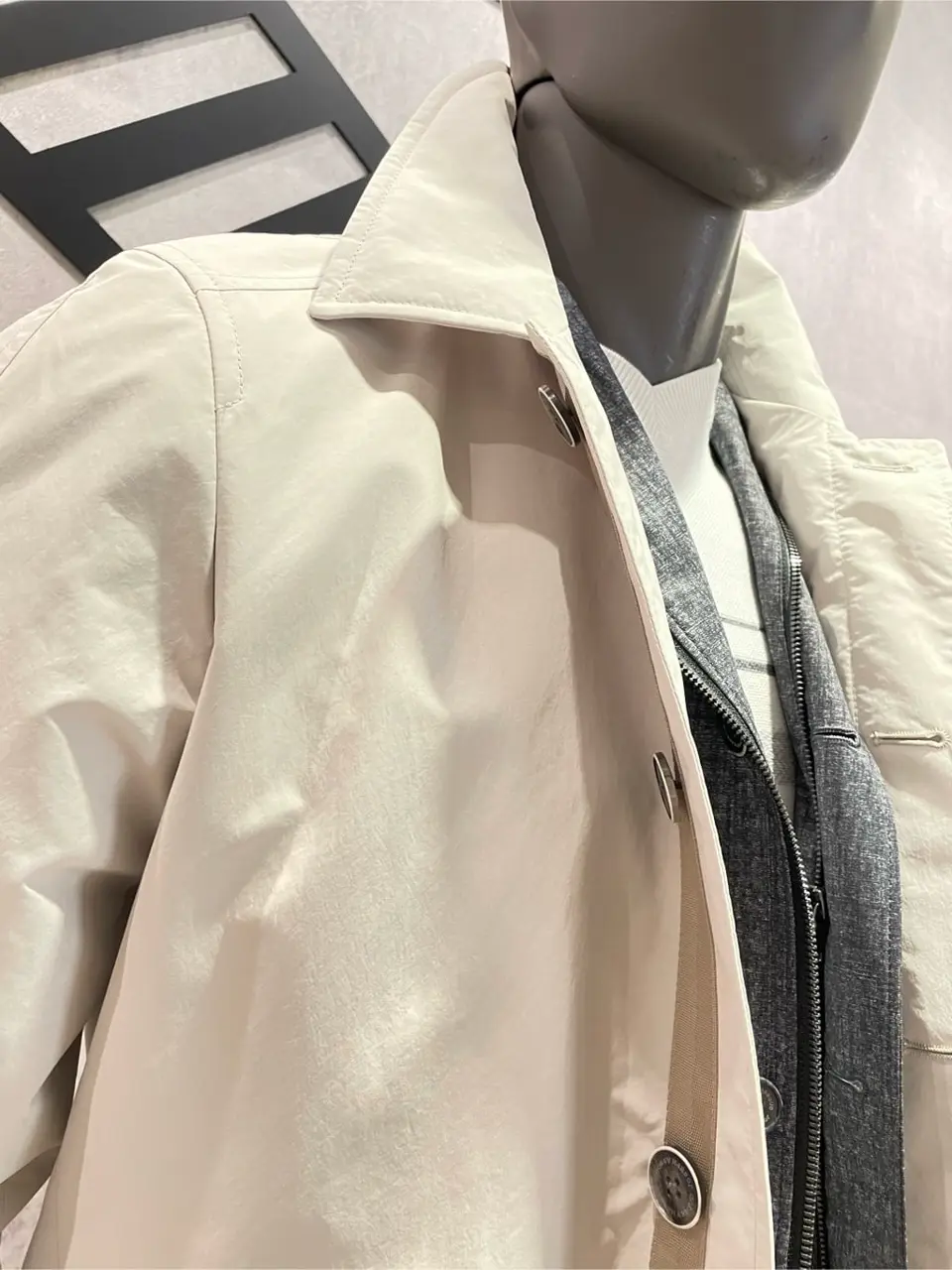 JOSEPH ABBOUD 東　 コーディネート画像