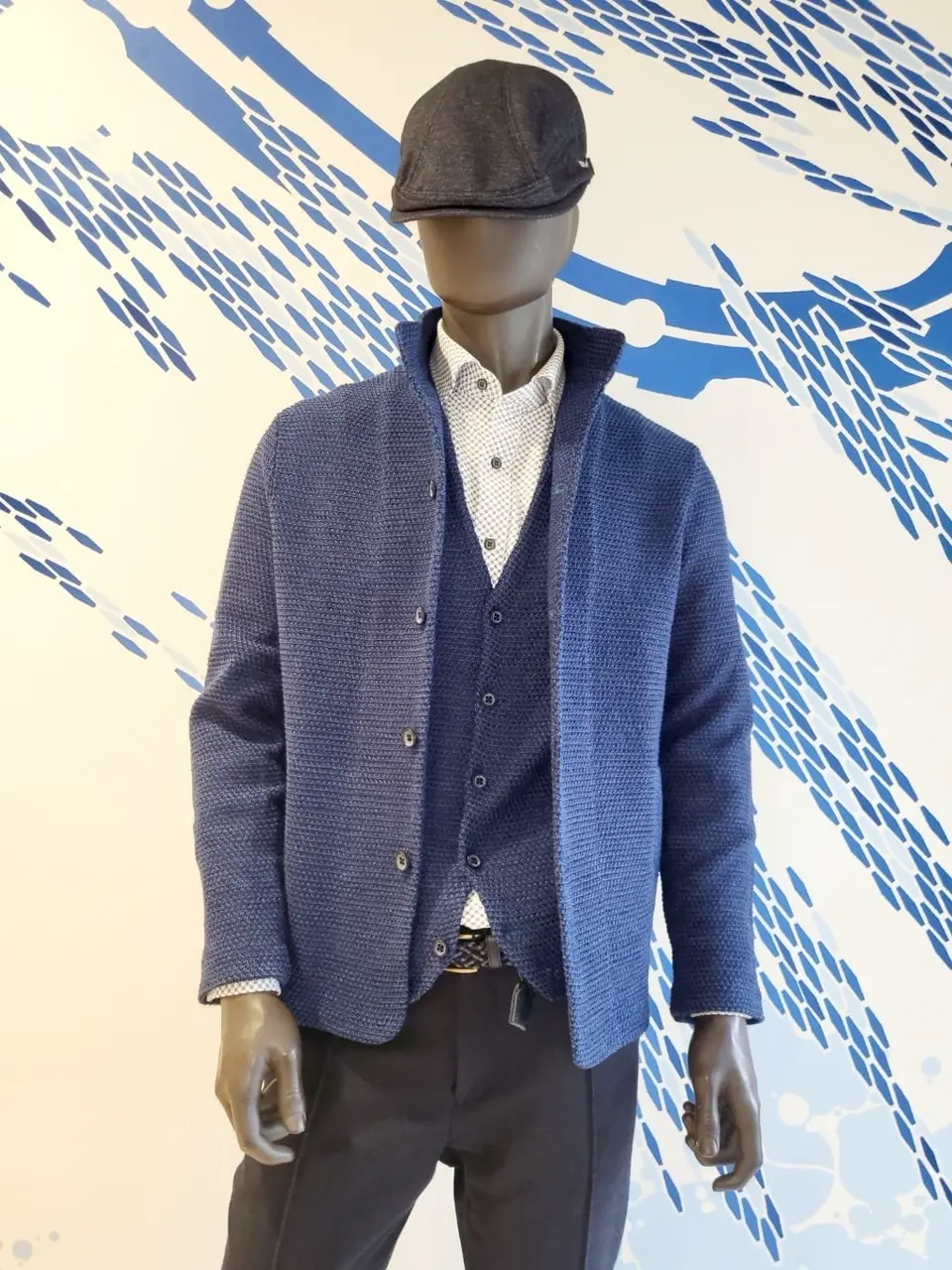 JOSEPH ABBOUD 亀井 コーディネート画像