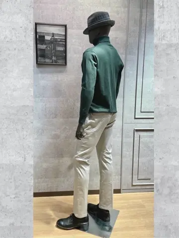 JOSEPH ABBOUD 二澤 コーディネート画像