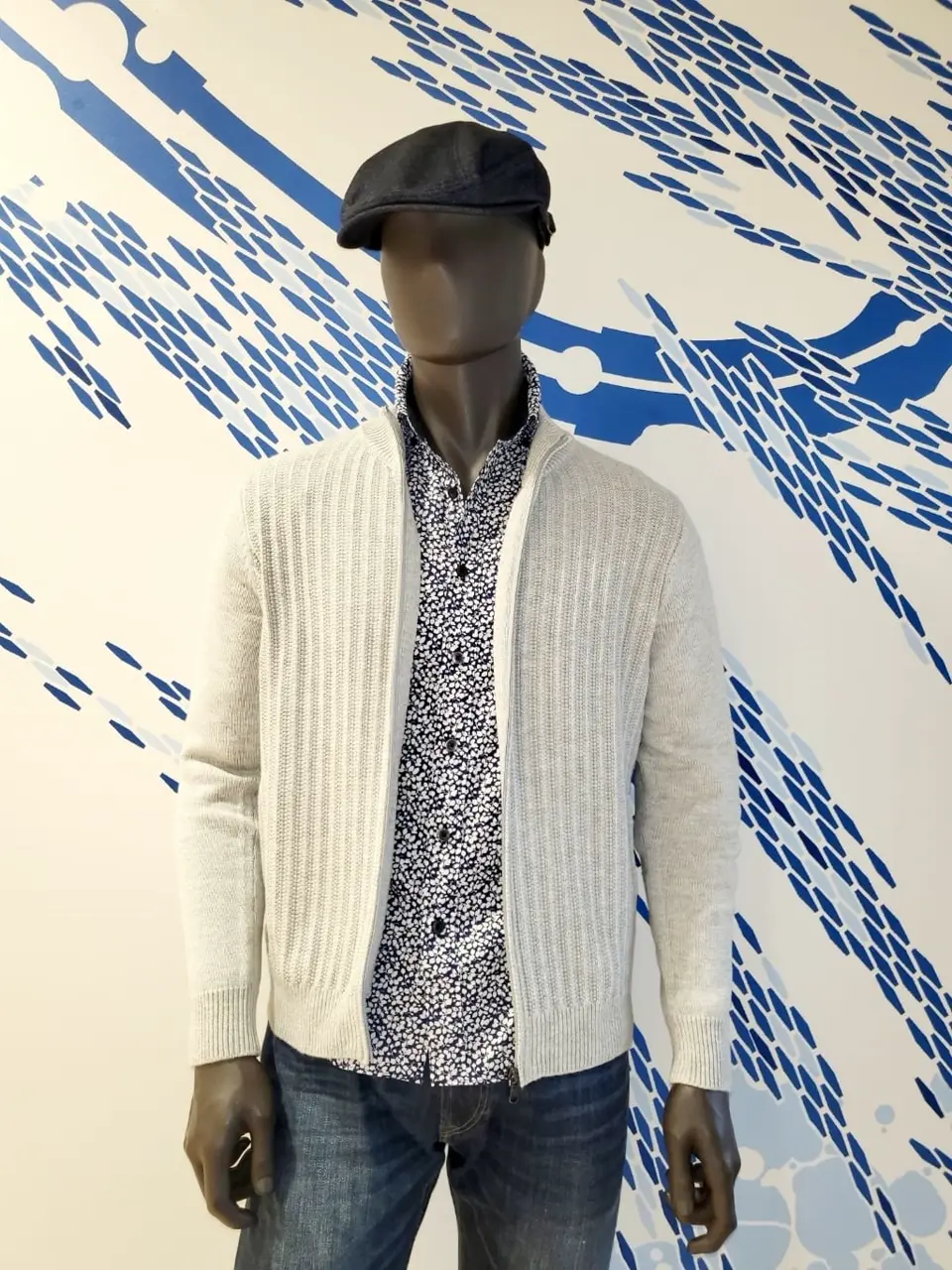 JOSEPH ABBOUD 亀井 コーディネート画像