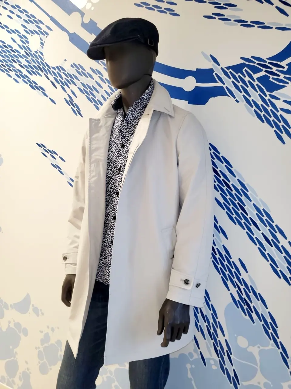 JOSEPH ABBOUD 亀井 コーディネート画像