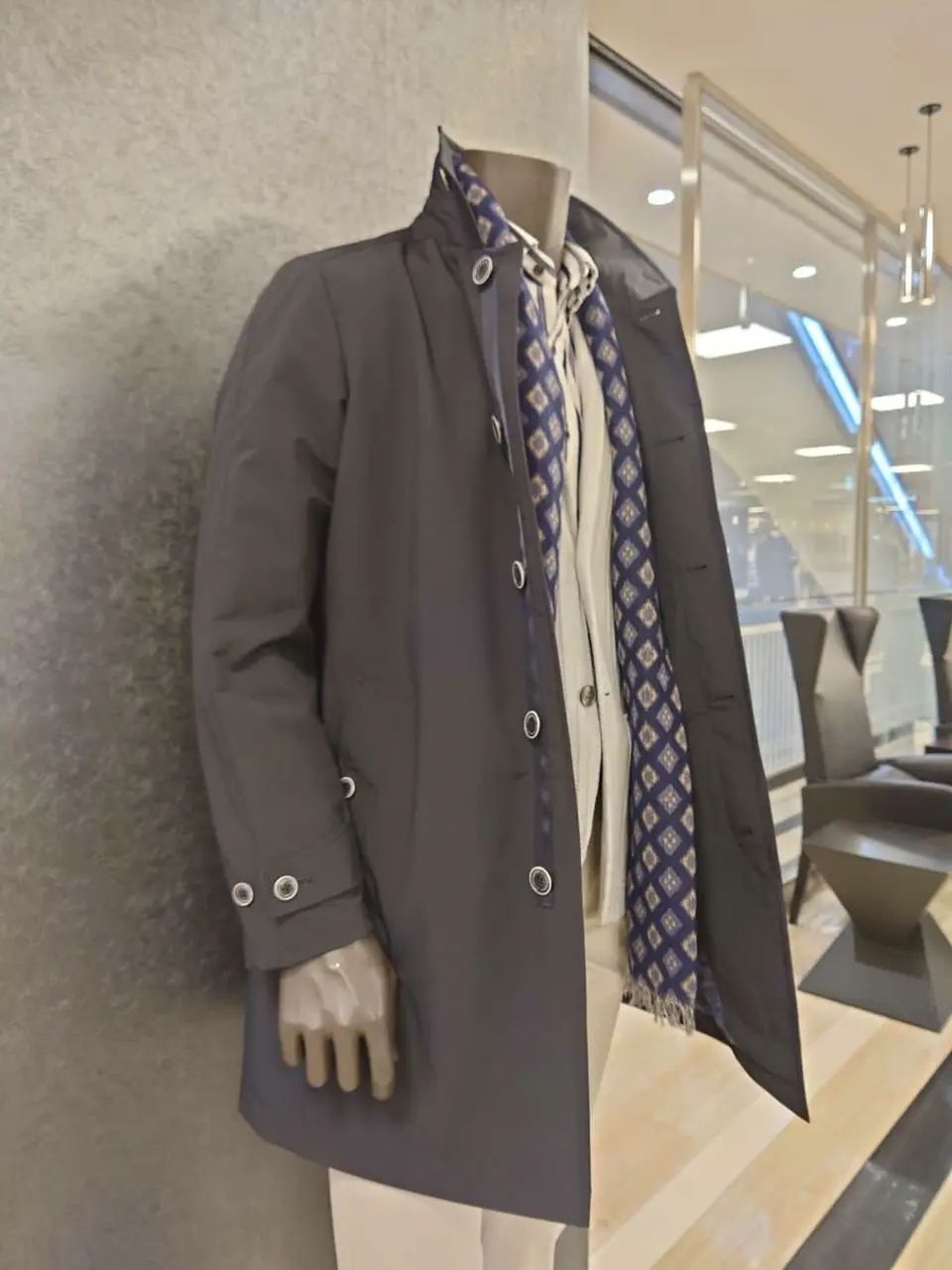 JOSEPH ABBOUD 石川 コーディネート画像