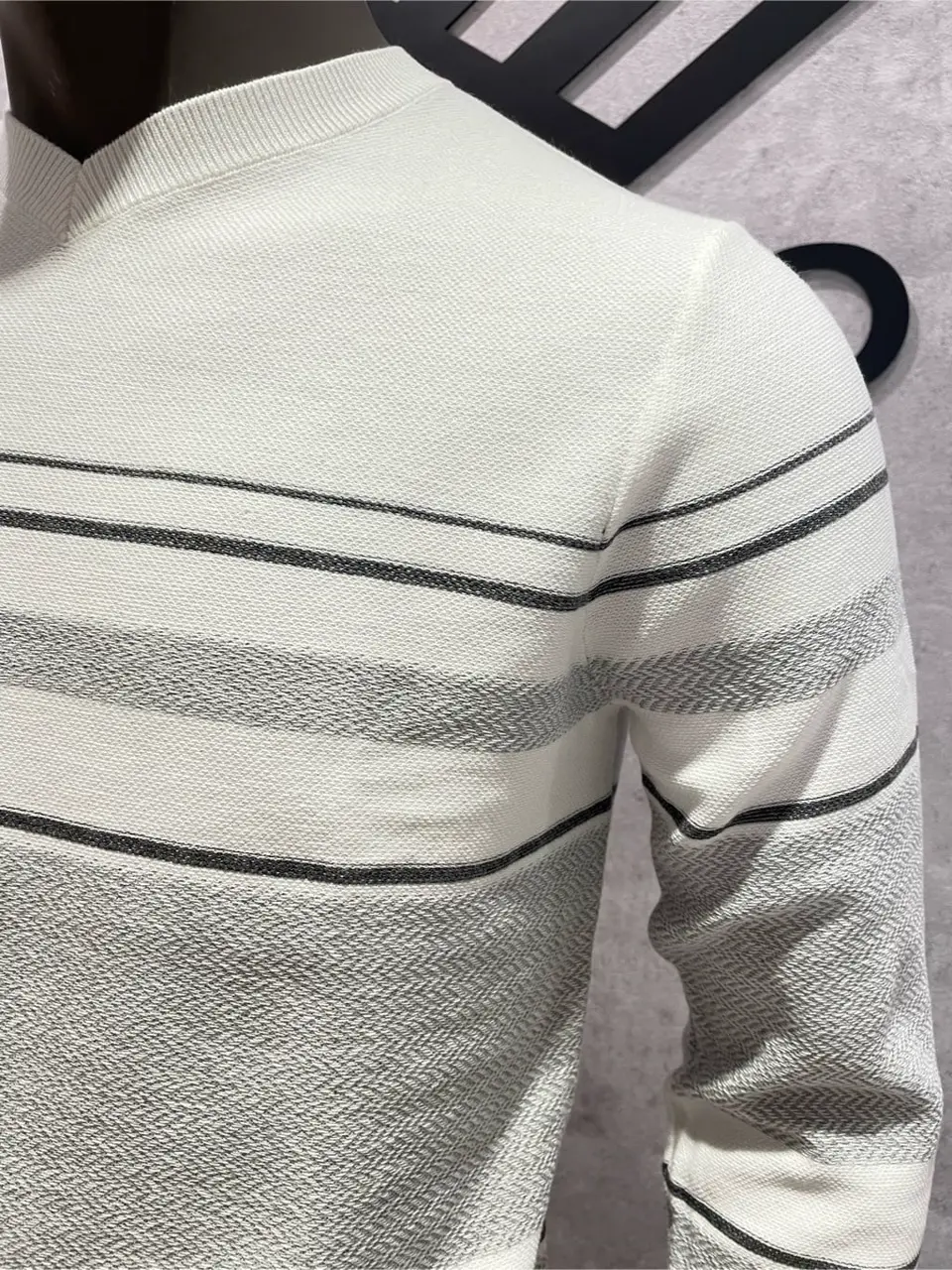 JOSEPH ABBOUD 東　 コーディネート画像