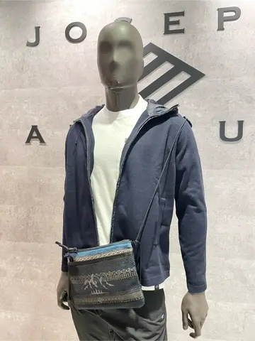 JOSEPH ABBOUD 東　 コーディネート画像