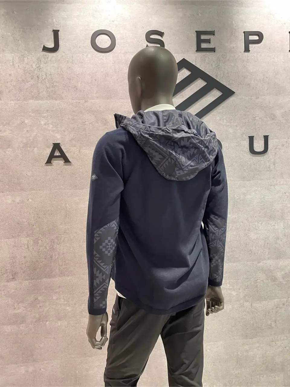 JOSEPH ABBOUD 東　 コーディネート画像