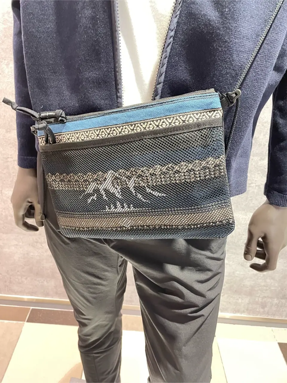 JOSEPH ABBOUD 東　 コーディネート画像