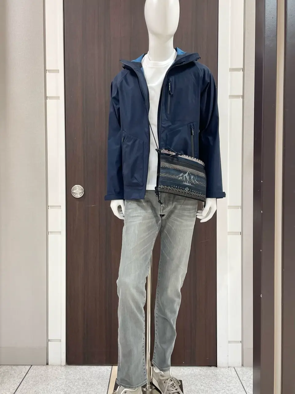 JOSEPH ABBOUD 松山 コーディネート画像