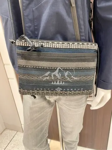 JOSEPH ABBOUD 松山 コーディネート画像