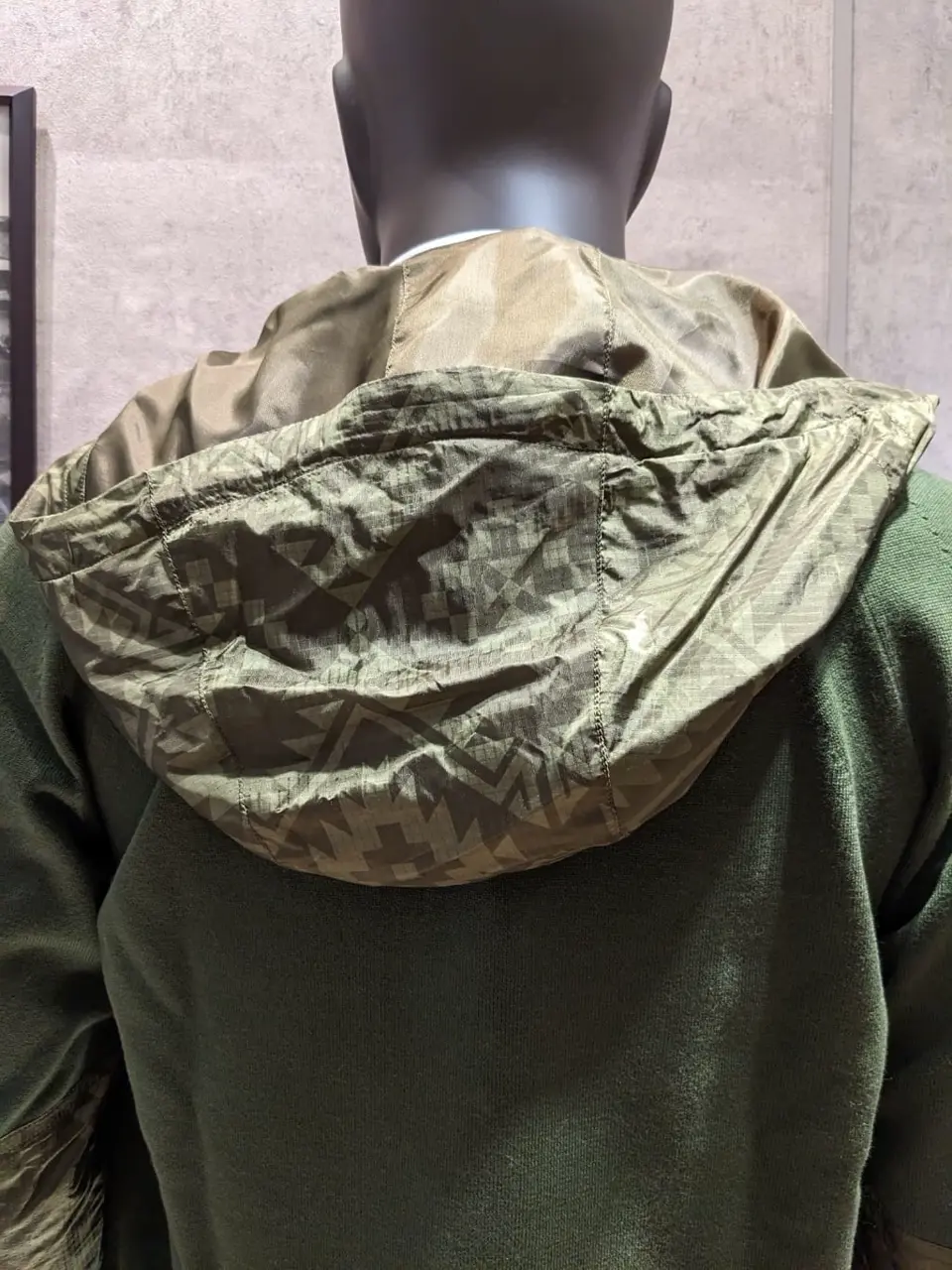 JOSEPH ABBOUD 大久 コーディネート画像