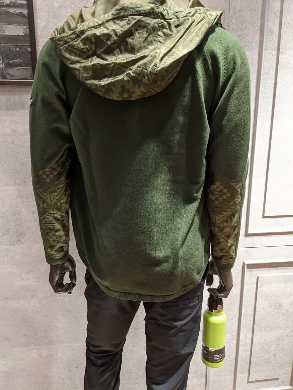 JOSEPH ABBOUD 大久 コーディネート画像