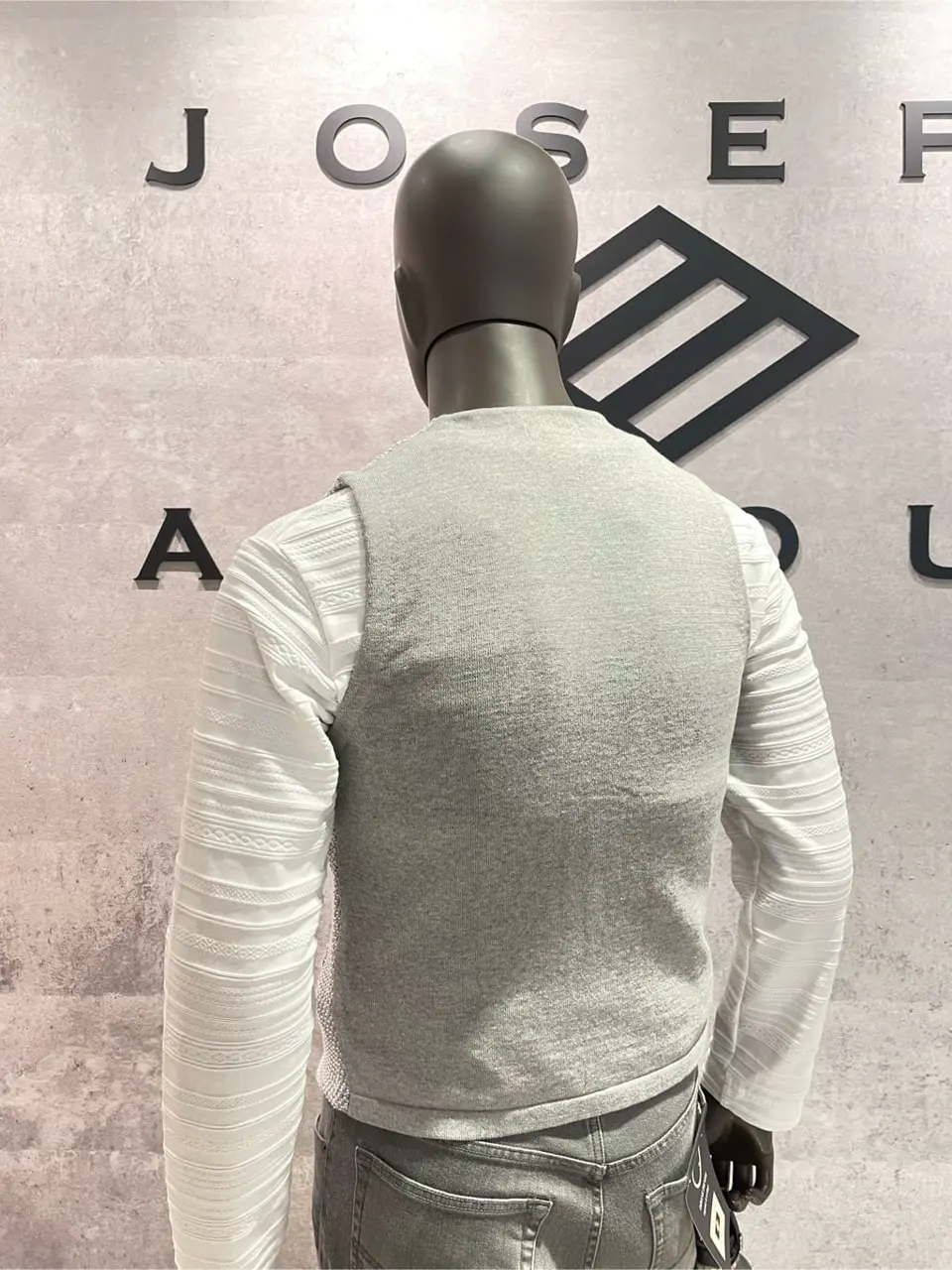 JOSEPH ABBOUD 東　 コーディネート画像